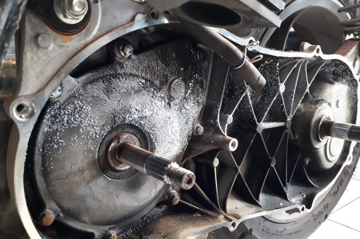 Ini Dia Tanda CVT motor Bermasalah & Minta Diservice 1 tanda cvt motor bermasalah